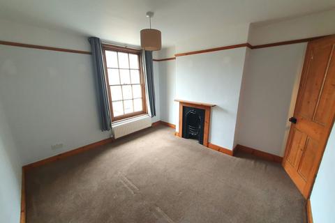 2 bedroom terraced house to rent, Woodlawn Street, Whitstable, CT5