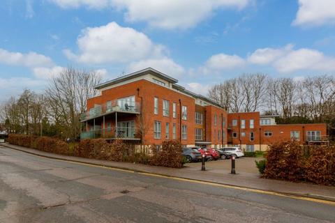 2 bedroom apartment to rent, Morewood Close, Sevenoaks  TN13 2BE