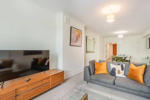 4 bedroom flat to rent, Strathmore Court Mid Term NW8