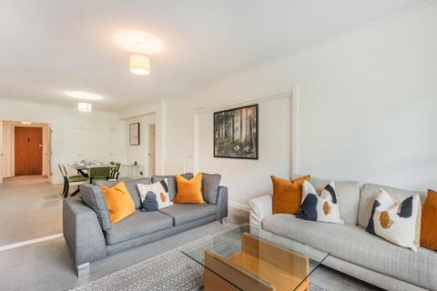 4 bedroom flat to rent, Strathmore Court Mid Term NW8