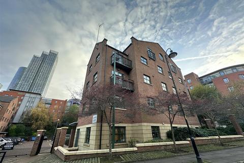 1 bedroom apartment for sale, Egerton House, 2 Slate Wharf, Castlefield