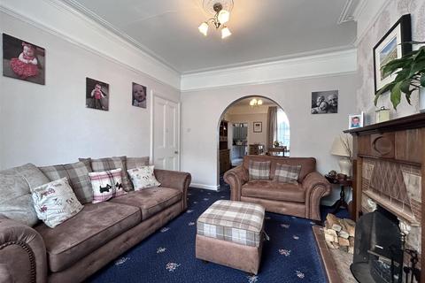 3 bedroom end of terrace house for sale, Southgate, Pickering YO18