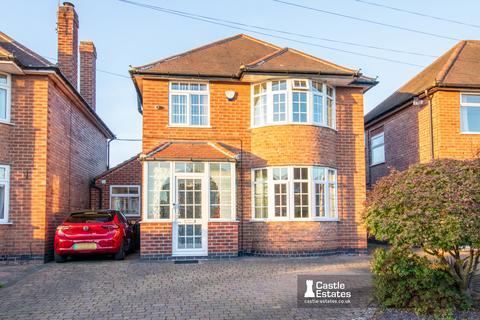 4 bedroom detached house for sale, Banbury Avenue, Toton, NG9 6JT