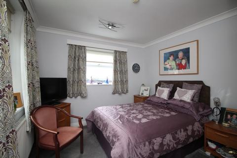 2 bedroom apartment for sale, South Marine Drive, East Yorkshire YO15