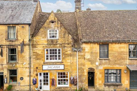 4 bedroom terraced house for sale, The Square, Stow-On-The-Wold, GL54