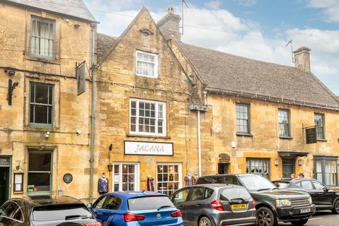 4 bedroom terraced house for sale, The Square, Stow-On-The-Wold, GL54