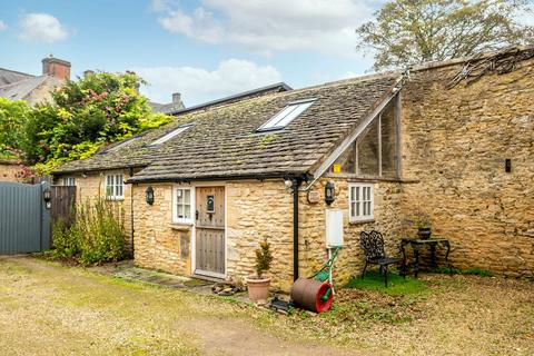 4 bedroom terraced house for sale, The Square, Stow-On-The-Wold, GL54