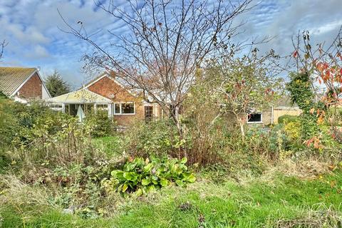 44 Albany Road, Capel Le Ferne, Folkestone, CT18 7LA