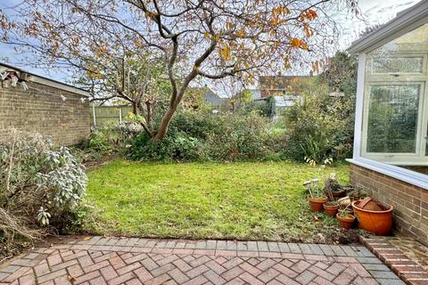 44 Albany Road, Capel Le Ferne, Folkestone, CT18 7LA