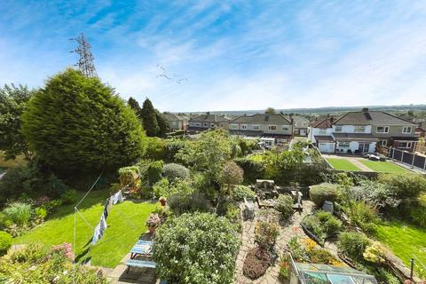 3 bedroom semi-detached house to rent, Belmont Gardens, Bradford BD12