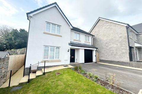 4 bedroom detached house to rent, Llys Penfro, The Grange,  Newton, Porthcawl, Bridgend County Borough. CF36 5NQ