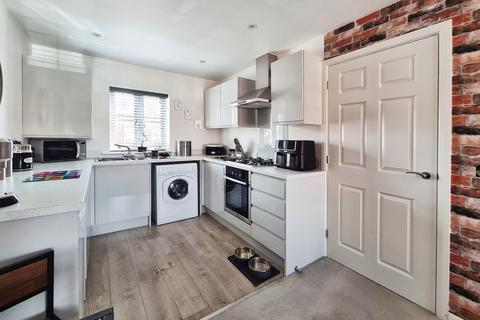 1 bedroom apartment for sale, Hamlet Drive, Hull HU7