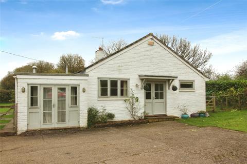 4 bedroom bungalow to rent, Stourton Caundle, Sturminster Newton, Dorset, DT10