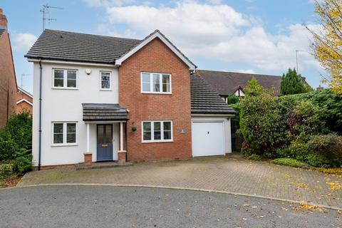 4 bedroom detached house for sale, Leamington Road, Warwickshire CV8