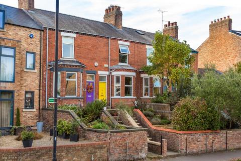 2 bedroom terraced house for sale, Huntington Road, York