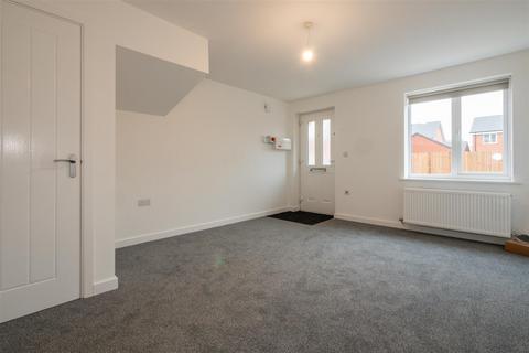 3 bedroom terraced house to rent, Magenta Way, Bardolph View, NG14