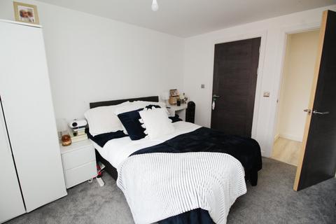 2 bedroom apartment to rent, Norfolk Street, Merseyside L1