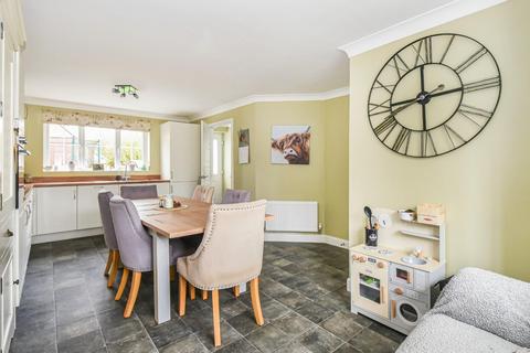 4 bedroom detached house for sale, Magpie Avenue, Beverley