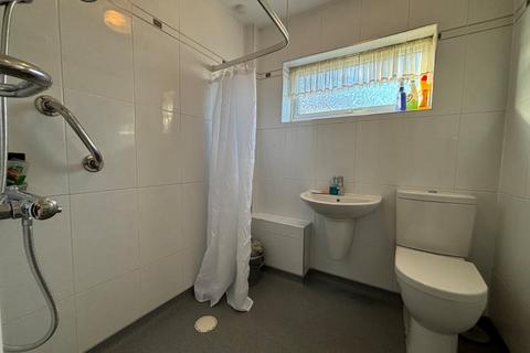 2 bedroom bungalow for sale, Hallgarth Close, Middlesbrough TS5