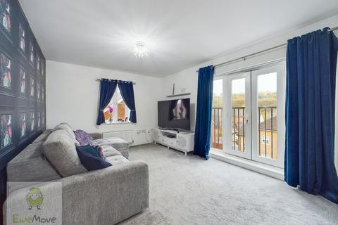 2 bedroom flat for sale, Tucano Court, Strood, Rochester, ME2 2GP