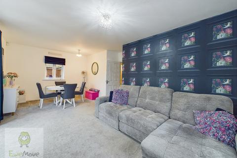 2 bedroom flat for sale, Tucano Court, Strood, Rochester, ME2 2GP