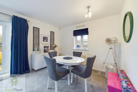 2 bedroom flat for sale, Tucano Court, Strood, Rochester, ME2 2GP