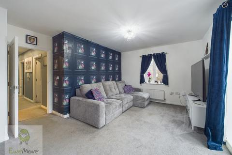 2 bedroom flat for sale, Tucano Court, Strood, Rochester, ME2 2GP