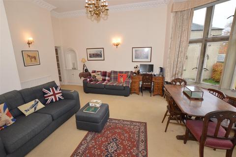 2 bedroom apartment for sale, Beech House, Brough Park, Nr Richmond