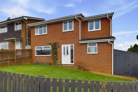 4 bedroom detached house for sale, Reservoir Close, Stroud, Gloucestershire, GL5