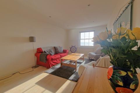 2 bedroom apartment for sale, South Parade, Hampshire PO4