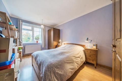 1 bedroom flat for sale, Borrodaile Road, Earlsfield