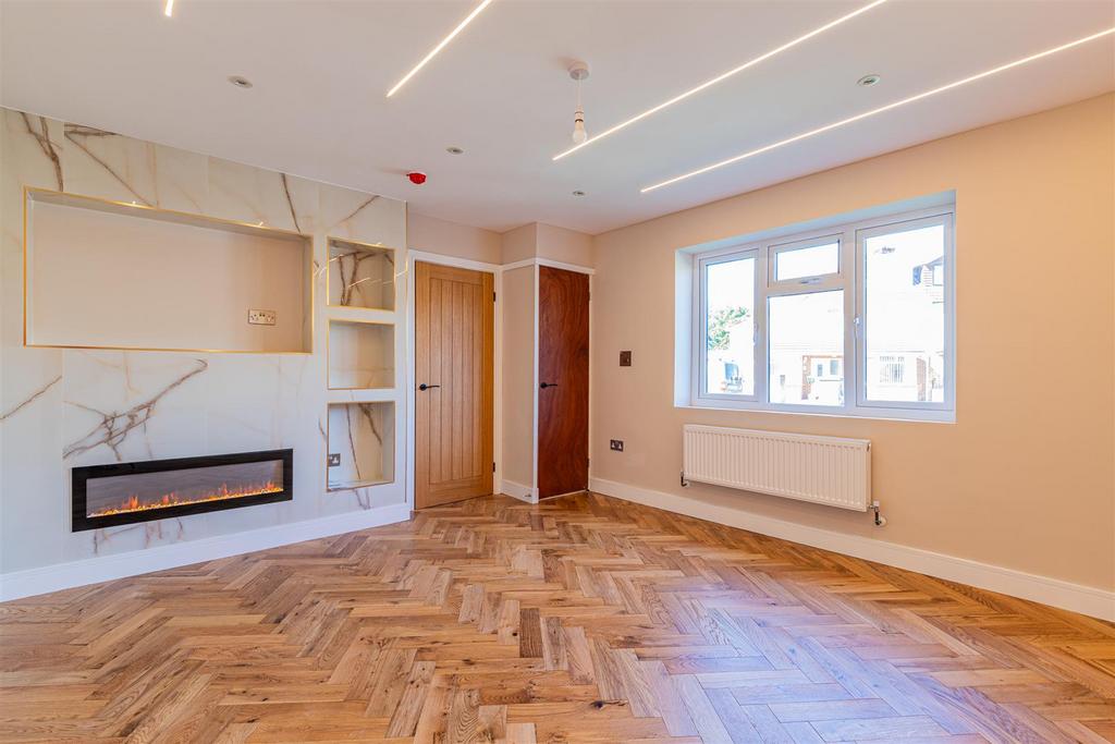 Broadacres 7a-12.jpg