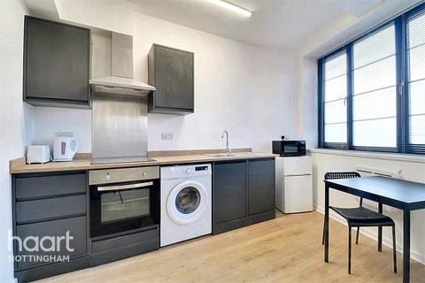 Studio to rent, Carlton Road, Nottingham