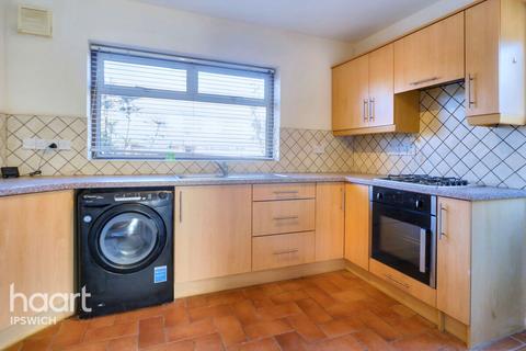 3 bedroom semi-detached house for sale, Pimpernel Road, Ipswich