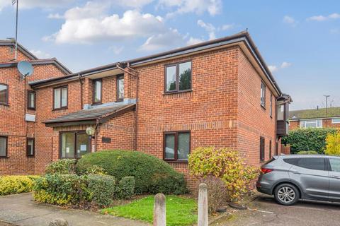 2 bedroom flat for sale, Aylesbury,  Buckinghamshire,  HP21