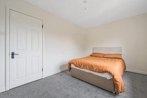 2 bedroom flat for sale, Aylesbury,  Buckinghamshire,  HP21