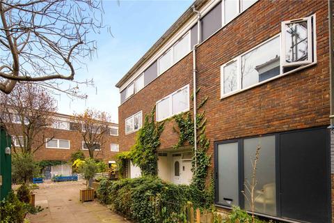 51 Goldman Close, London, E2 6EF