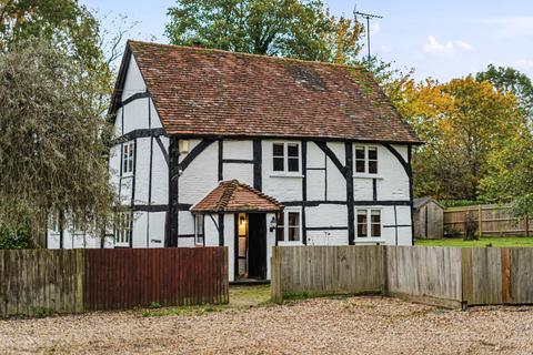 3 bedroom detached house for sale, Reading Road, Wokingham RG41