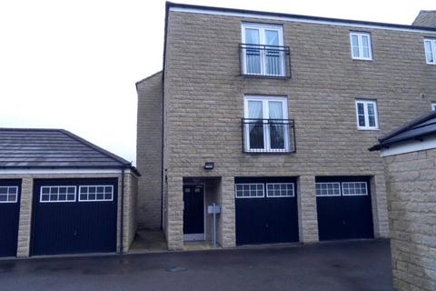 2 bedroom apartment for sale, Rotary Close, Dewsbury, West Yorkshire, WF13