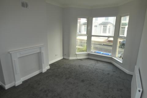 2 bedroom flat to rent, Sherbourne Road, BLACKPOOL, FY1 2PW