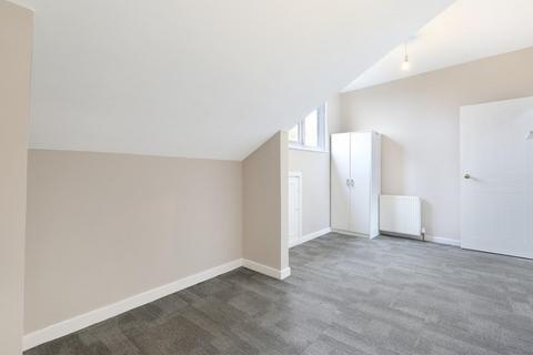 2 bedroom flat for sale, New Cross Road, London, SE14