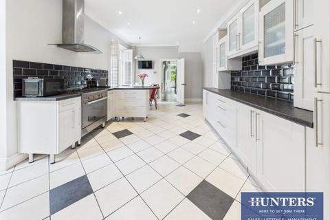 5 bedroom end of terrace house for sale, Roker Park Road, Roker, Sunderland