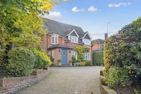 Dodds Lane, Chalfont St. Giles, Buckinghamshire, HP8