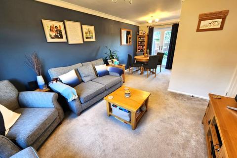 2 bedroom end of terrace house for sale, Elliston Close, Elmswell