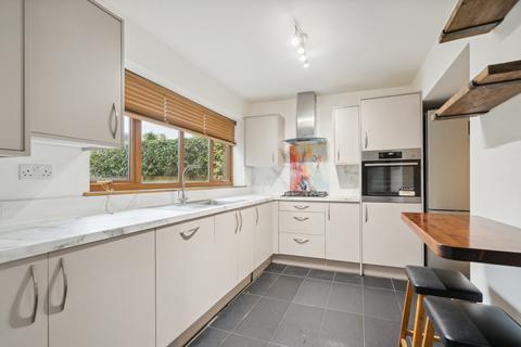 4 bedroom detached house for sale, Cuckhoo Hill Drive, Pinner, HA5