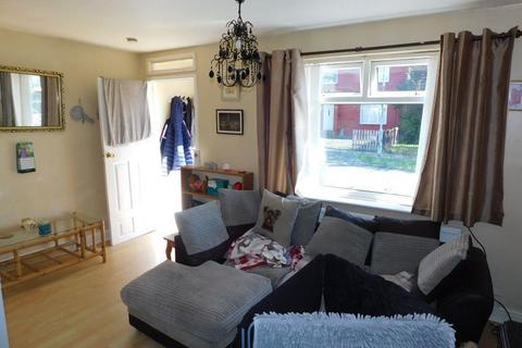 1 bedroom flat for sale, Meadway, Bradford