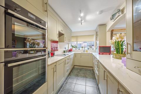 3 bedroom detached house for sale, Maple Court, Goring RG8