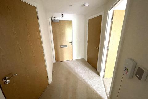 1 bedroom retirement property for sale, Lowry Way, Swindon