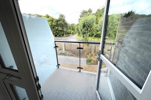 undefined, Lowry Way, Swindon