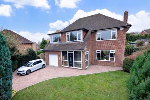 4 bedroom detached house for sale, St Michaels Avenue, Leverstock Green